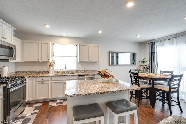 1595 Leslie Drive, Streetsboro, OH 44241