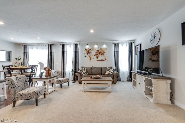 1595 Leslie Drive, Streetsboro, OH 44241