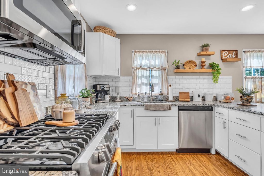 Image 17 of property listing at 71 RIDGLEY ST, Mount Holly, NJ 08060