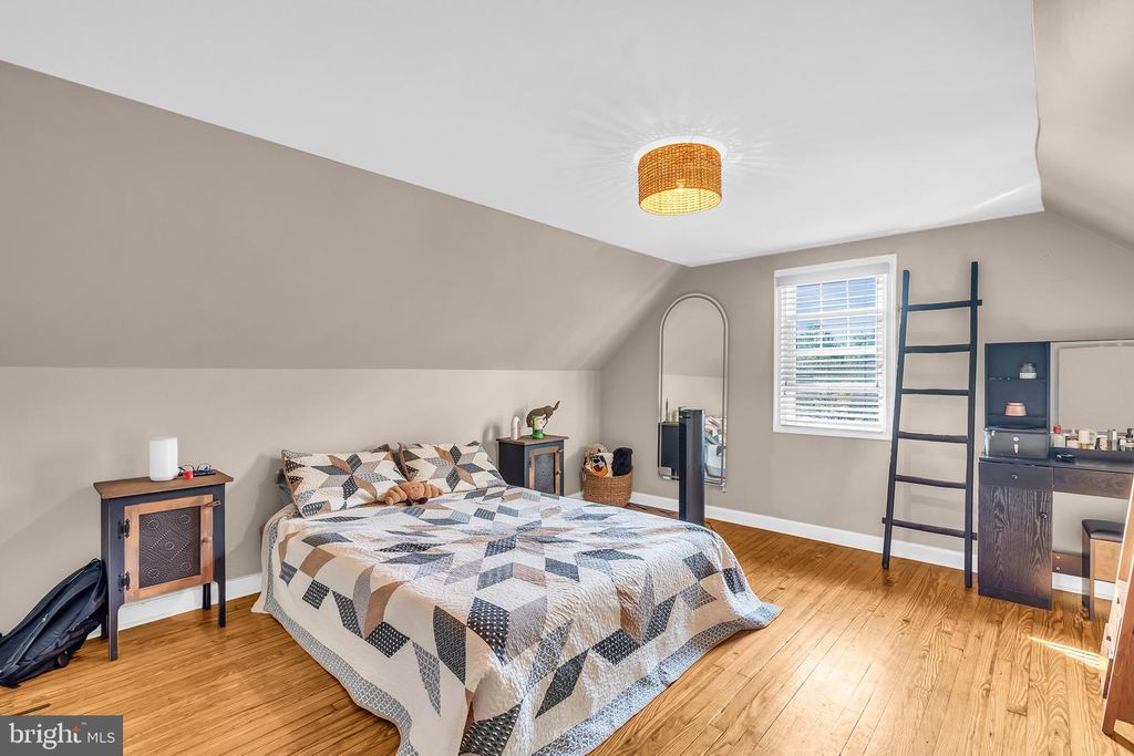 Image 31 of property listing at 71 RIDGLEY ST, Mount Holly, NJ 08060