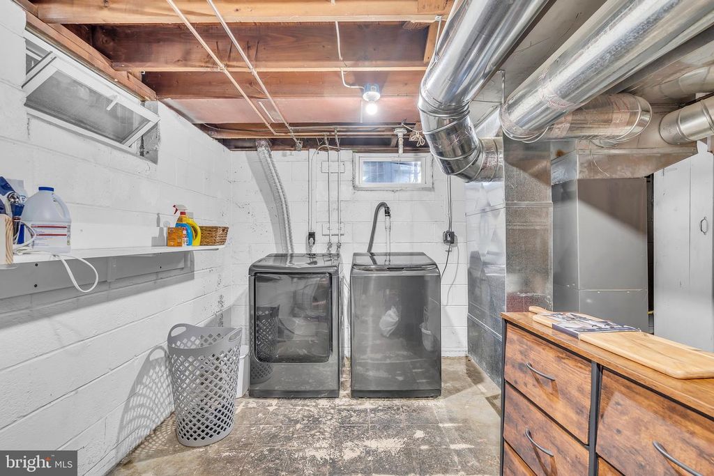 Image 38 of property listing at 71 RIDGLEY ST, Mount Holly, NJ 08060