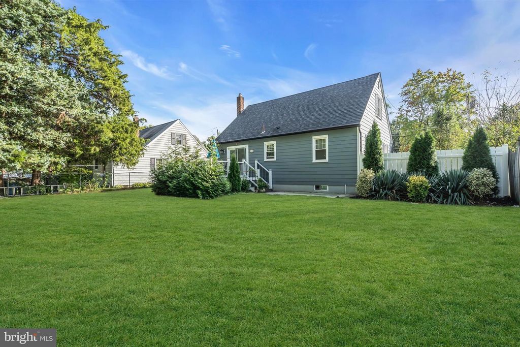 Image 41 of property listing at 71 RIDGLEY ST, Mount Holly, NJ 08060