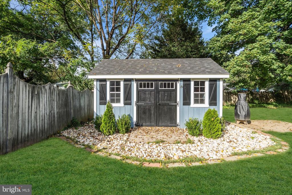 Image 42 of property listing at 71 RIDGLEY ST, Mount Holly, NJ 08060