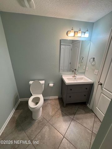 5409 PARKSIDE LAKES Drive, Jacksonville, FL 32257