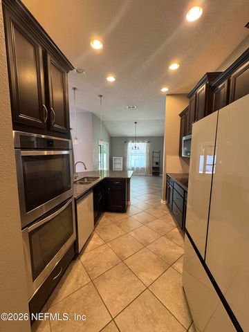 5409 PARKSIDE LAKES Drive, Jacksonville, FL 32257