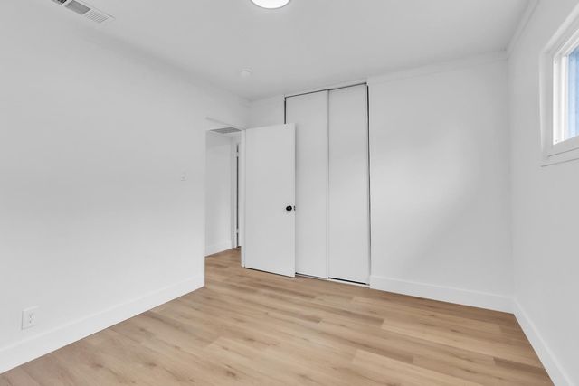 5530 Alcott Dr, Sacramento, CA 95820