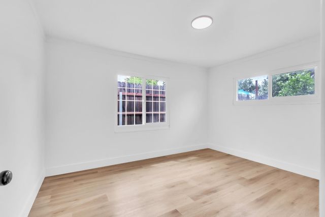 5530 Alcott Dr, Sacramento, CA 95820