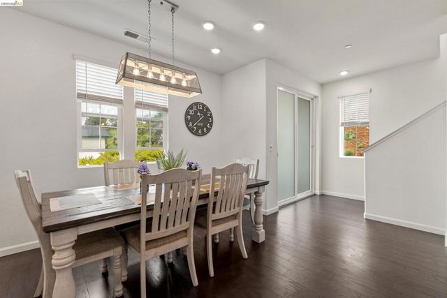 16306 RIDGEHAVEN DR UNIT 104, Castro Valley, CA 94578