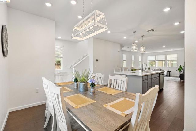 16306 RIDGEHAVEN DR UNIT 104, Castro Valley, CA 94578