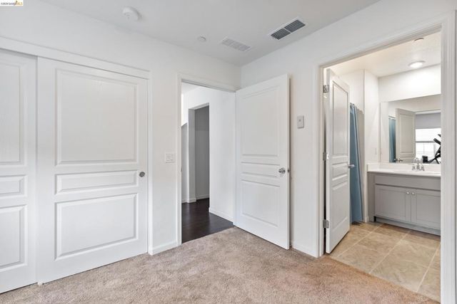 16306 RIDGEHAVEN DR UNIT 104, Castro Valley, CA 94578