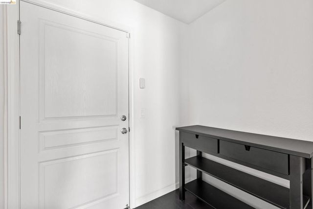 16306 RIDGEHAVEN DR UNIT 104, Castro Valley, CA 94578