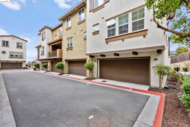 16306 RIDGEHAVEN DR UNIT 104, Castro Valley, CA 94578