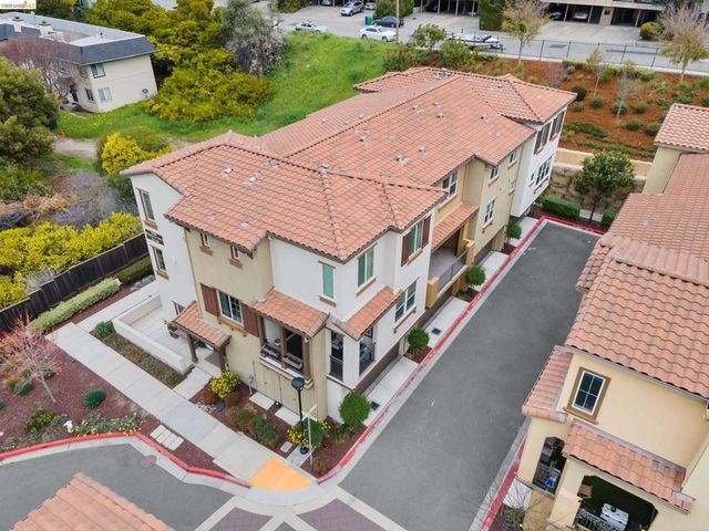 16306 RIDGEHAVEN DR UNIT 104, Castro Valley, CA 94578