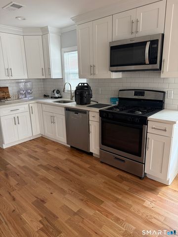 94 cleveland Avenue 1, Bridgeport, CT 06606