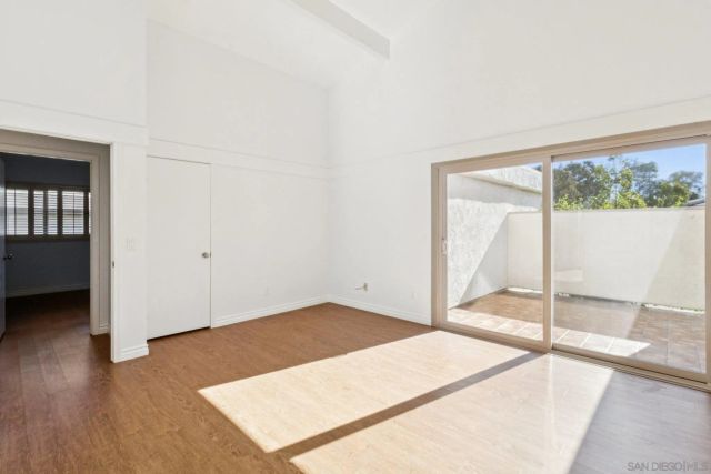 8988 Caminito Verano, La Jolla, CA 92037