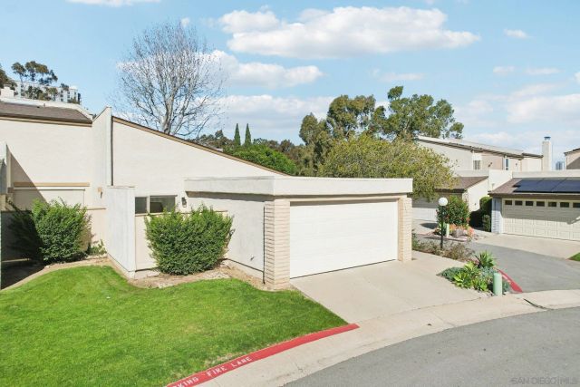 8988 Caminito Verano, La Jolla, CA 92037