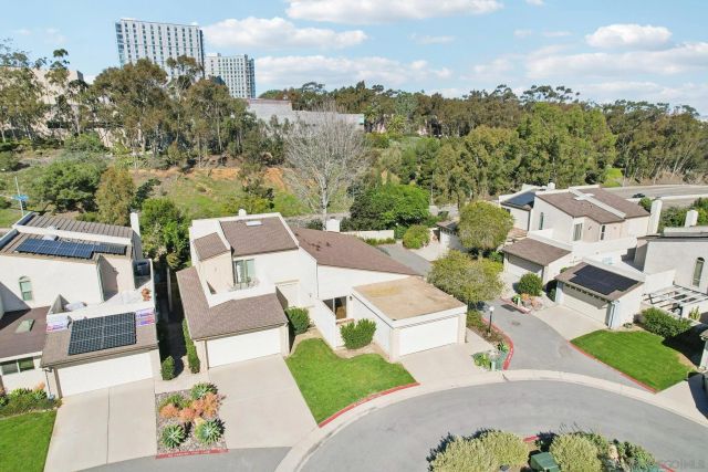 8988 Caminito Verano, La Jolla, CA 92037