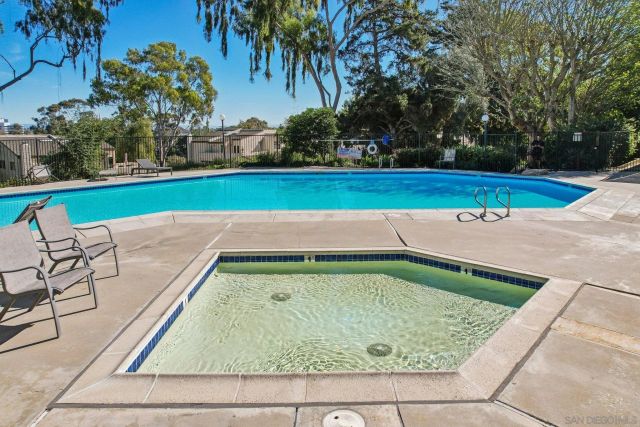 8988 Caminito Verano, La Jolla, CA 92037