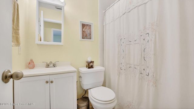 1051 Colonial Avenue SE, Palm Bay, FL 32909