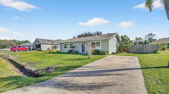 1051 Colonial Avenue SE, Palm Bay, FL 32909