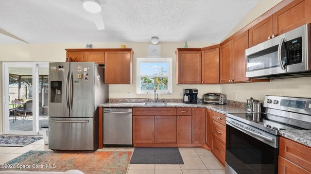 1051 Colonial Avenue SE, Palm Bay, FL 32909