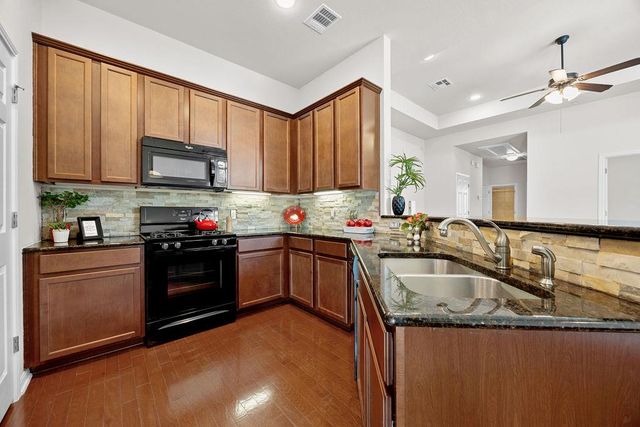 1900 Little Elm TRL 36, Cedar Park, TX 78613