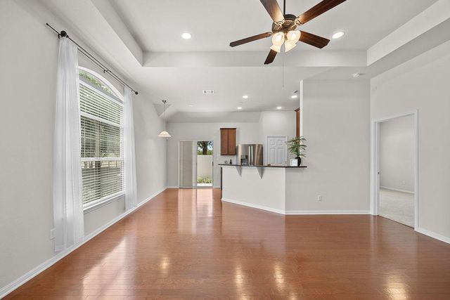 1900 Little Elm TRL 36, Cedar Park, TX 78613