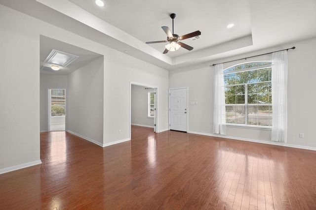 1900 Little Elm TRL 36, Cedar Park, TX 78613