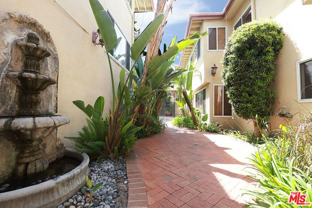 14934 Dickens Street 19, Sherman Oaks, CA 91403