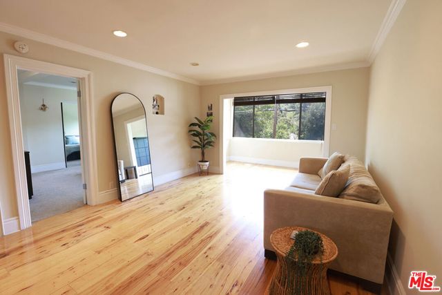 14934 Dickens Street 19, Sherman Oaks, CA 91403