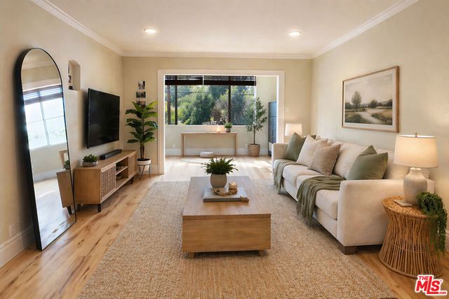 14934 Dickens Street 19, Sherman Oaks, CA 91403