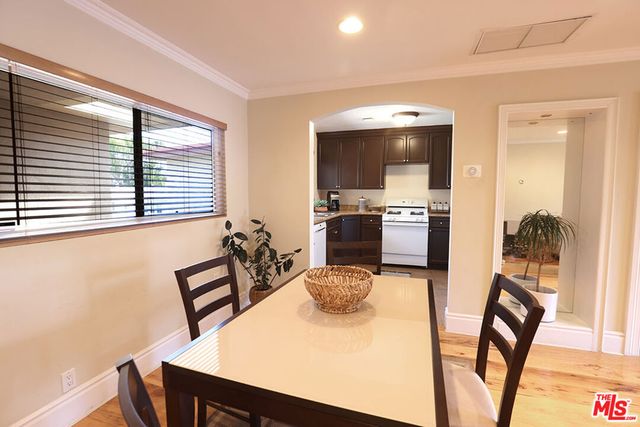 14934 Dickens Street 19, Sherman Oaks, CA 91403