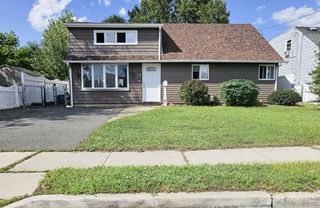 82 Markowitz Street, Carteret, NJ 07008