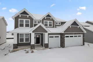 321 Ravencroft Road, Waconia, MN 55387