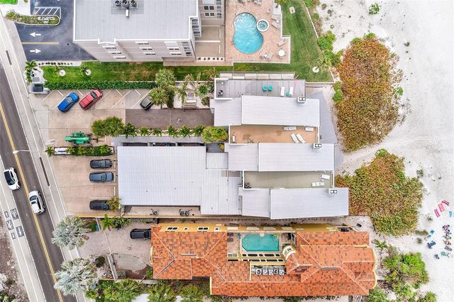 19530 GULF BOULEVARD 2B, Indian Shores, FL 33785