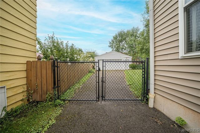 272 Kohler Street, Tonawanda, NY 14150
