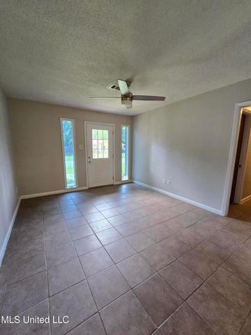 1905 C W Webb Road, Gautier, MS 39553