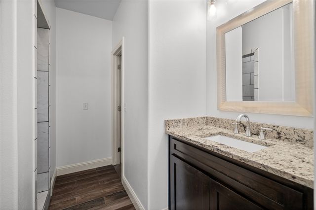 829 Meadow Lark Lane, Red Oak, TX 75154