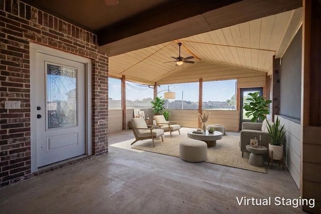 829 Meadow Lark Lane, Red Oak, TX 75154