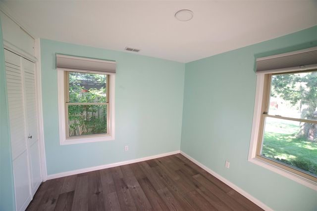 1052 N Maple Road, Ann Arbor, MI 48103