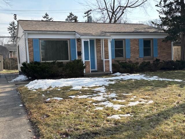 1052 N Maple Road, Ann Arbor, MI 48103