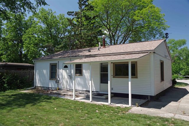 1052 N Maple Road, Ann Arbor, MI 48103