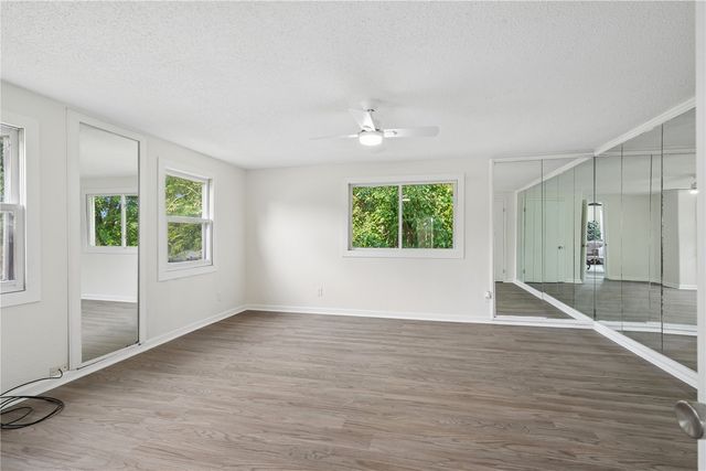 395 S Troy Road, Robins, IA 52328