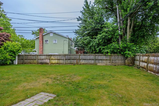 2 Bartel Drive, Greenlawn, NY 11740
