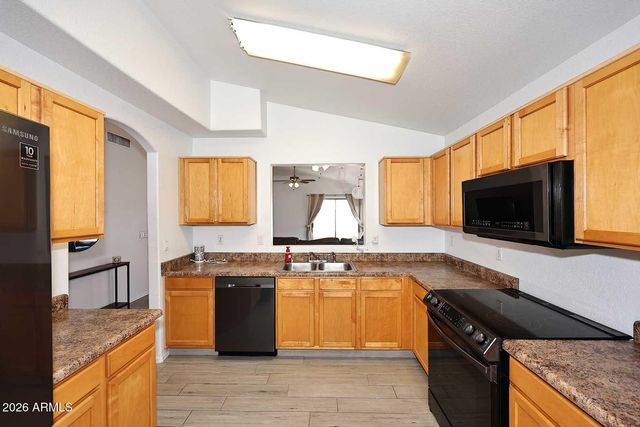 13717 N 127TH Drive, El Mirage, AZ 85335