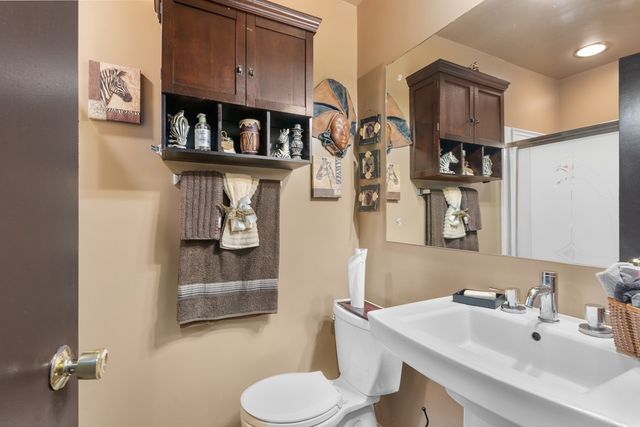 1241 E 168th Street, South Holland, IL 60473