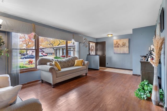 1241 E 168th Street, South Holland, IL 60473