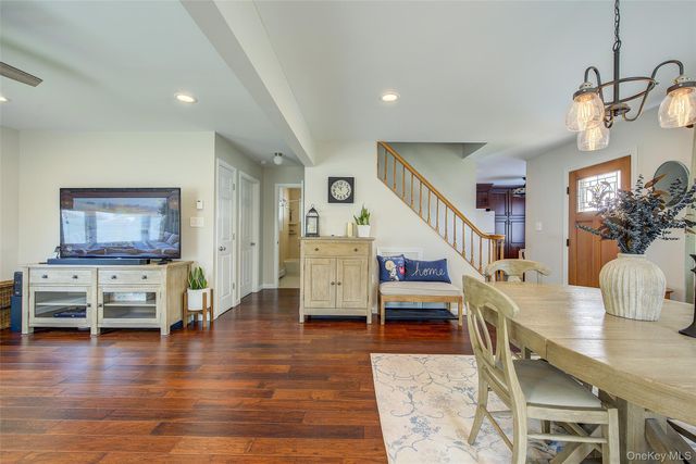 12 Crescent Lane, Levittown, NY 11756