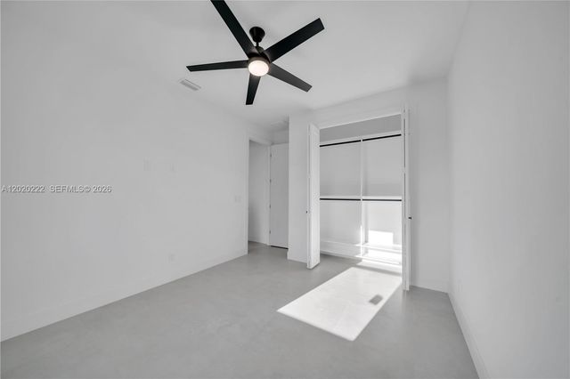 2813 40th Street W, Lehigh Acres, FL 33971