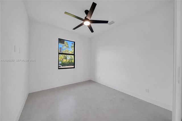 2813 40th Street W, Lehigh Acres, FL 33971